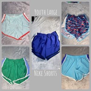 Nike Shorts Youth Large